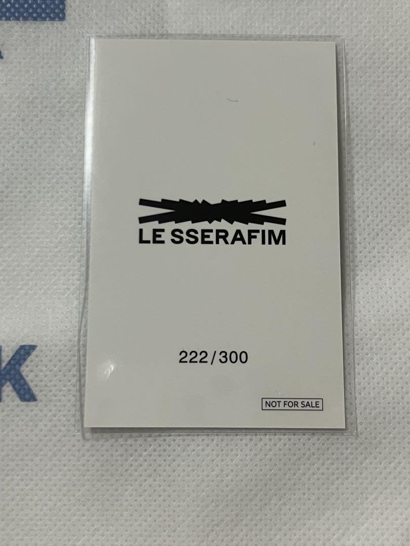 Amazon.co.jp: LE SSERAFIM easy トレカ ウンチェ ユニバ 当選